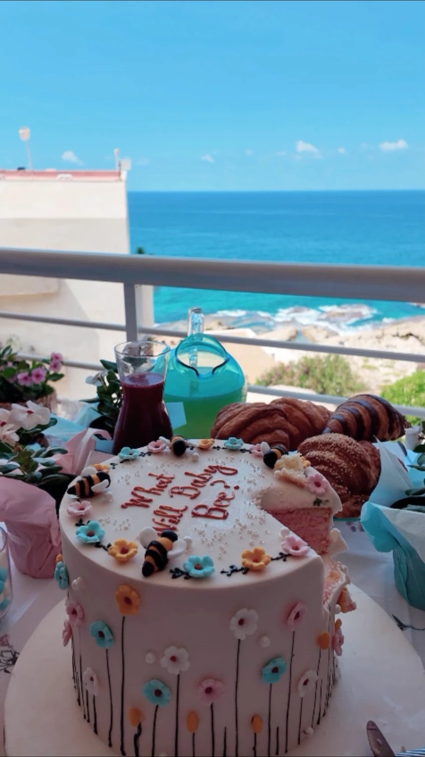 Gender Reveal Cake